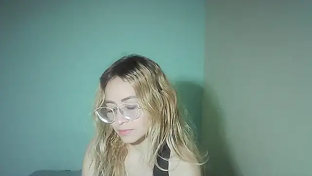 JuliaMack online show from 20, 3, 2025