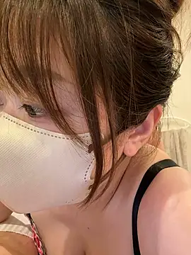 Snapshot of OCHAN___X chatting on 5, 11, 2025 OCHAN X online show from 5, 11, 2025