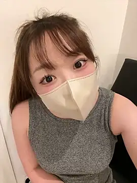 Snapshot of OCHAN___X chatting on 6, 11, 2025 OCHAN X online show from 6, 11, 2025