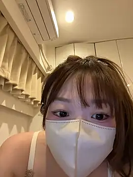 Snapshot of OCHAN___X chatting on 28, 10, 2025 OCHAN X online show from 28, 10, 2025