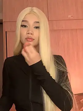 Snapshot of Ambar_R0SSE chatting on 12, 3, 2025 Ambar R0SSE online show from 12, 3, 2025