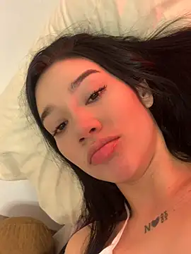 Snapshot of Ambar_R0SSE chatting on 17, 2, 2025 Ambar R0SSE online show from 17, 2, 2025