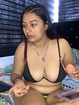 Snapshot of Kittyy_Hott_ chatting on 21, 2, 2025 Kittyy Hott online show from 21, 2, 2025