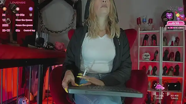 MistressAndre online show from 18, 10, 2025