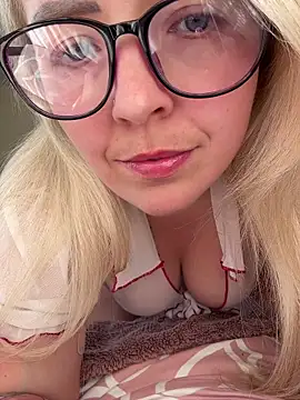 Snapshot of xxcurvyjessiexx chatting on 28, 4, 2026 xxcurvyjessiexx online show from 28, 4, 2026