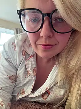Snapshot of xxcurvyjessiexx chatting on 27, 3, 2026 xxcurvyjessiexx online show from 27, 3, 2026