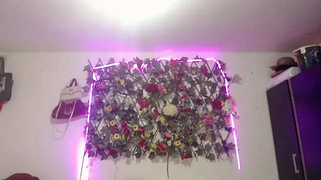 sexysusan4you online show from 11, 4, 2026