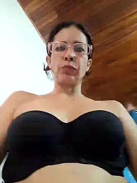 NATALIA MAGICK online show from 18, 12, 2024