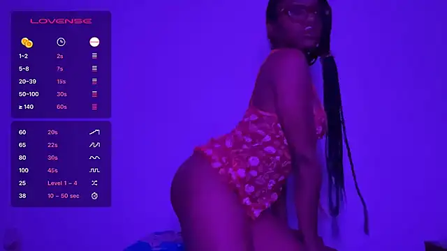 Snapshot of JordanSilk chatting on 19, 1, 2025 JordanSilk online show from 19, 1, 2025