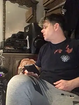 Snapshot of Phelyxx_elgato chatting on 20, 3, 2025 Phelyxx elgato online show from 20, 3, 2025