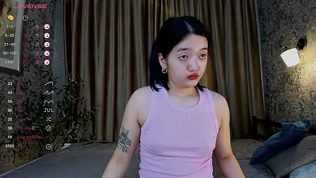 FreyaRaya online show from 6, 10, 2025