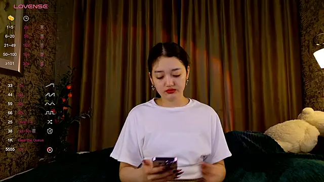 FreyaRaya online show from 15, 11, 2025