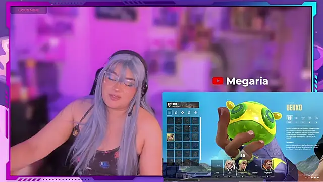 Snapshot of MegariaB chatting on 4, 12, 2025 MegariaB online show from 4, 12, 2025