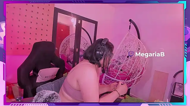 MegariaB online show from 25, 7, 2026
