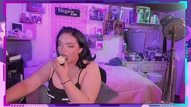 Snapshot of MegariaB chatting on 16, 10, 2025 MegariaB online show from 16, 10, 2025