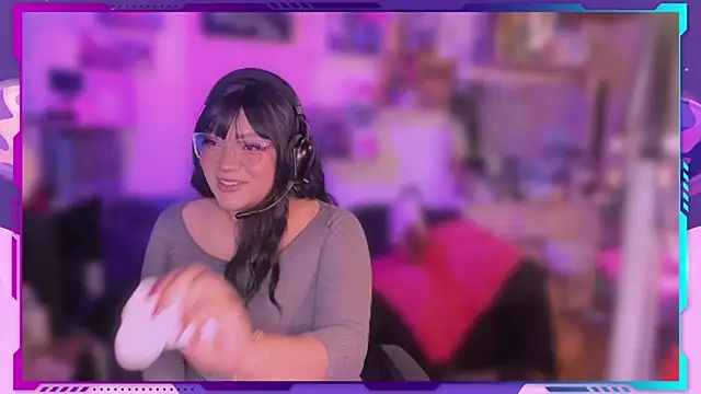 Snapshot of MegariaB chatting on 21, 11, 2025 MegariaB online show from 21, 11, 2025