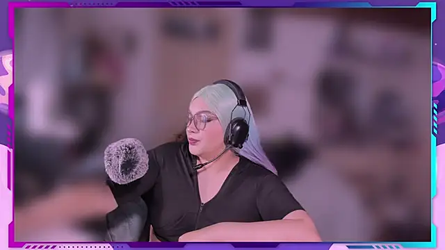 Snapshot of MegariaB chatting on 2, 6, 2026 MegariaB online show from 2, 6, 2026