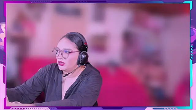 Snapshot of MegariaB chatting on 7, 5, 2026 MegariaB online show from 7, 5, 2026