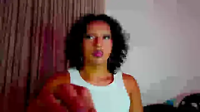 Snapshot of angelsdustxxx chatting on 10, 9, 2025 angelsdustxxx online show from 10, 9, 2025