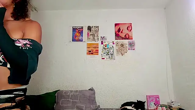 Snapshot of angelsdustxxx chatting on 12, 2, 2025 angelsdustxxx online show from 12, 2, 2025