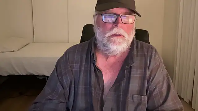 Snapshot of Drummajor chatting on 5, 5, 2026 Drummajor online show from 5, 5, 2026