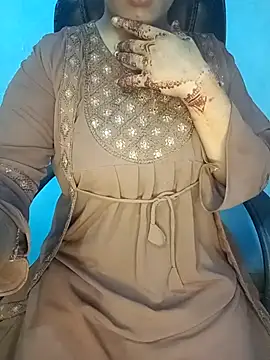 Dayna-36 online show from 5, 3, 2025