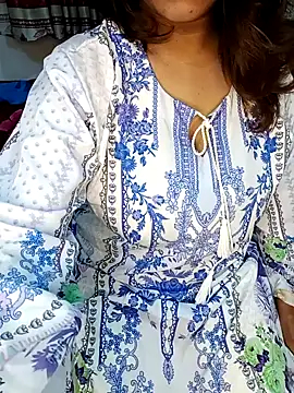 Dayna-36 online show from 7, 10, 2025