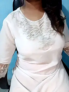 Dayna-36 online show from 8, 3, 2026