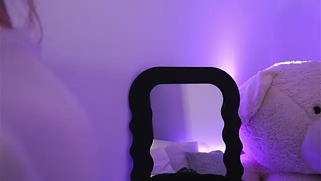 ivyleague  online show from 23, 2, 2026