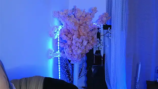 ivyleague  online show from 29, 3, 2026