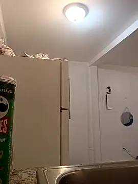 Snapshot of authentic_couple1 chatting on 11, 4, 2026 authentic couple1 online show from 11, 4, 2026