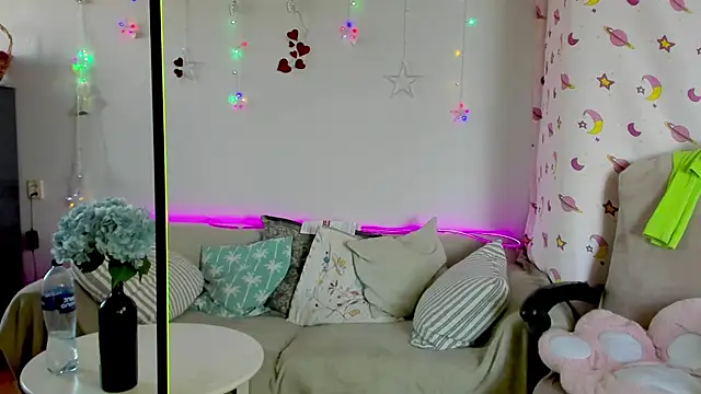 Snapshot of Evelyn_Harper@xh chatting on 22, 3, 2025 Evelyn Harperxh online show from 22, 3, 2025