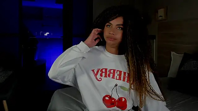 nayah   online show from 5, 11, 2025