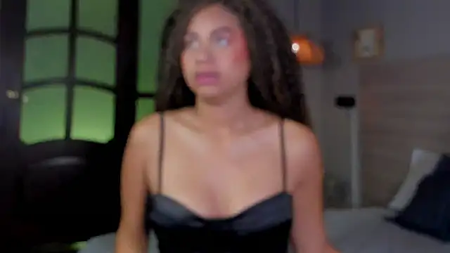 nayah   online show from 7, 11, 2025