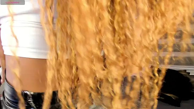 nayah   online show from 17, 4, 2026