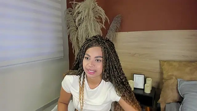 Snapshot of nayah__ chatting on 27, 6, 2026 nayah online show from 27, 6, 2026