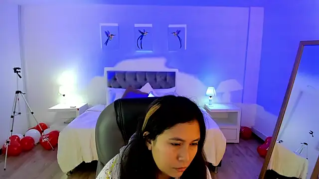  Natalie18 online show from 18, 2, 2025