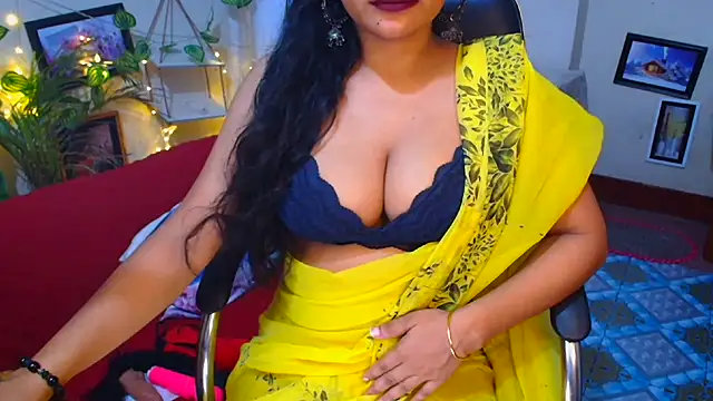Snapshot of SnoowForYou chatting on 8, 10, 2025 SnoowForYou online show from 8, 10, 2025