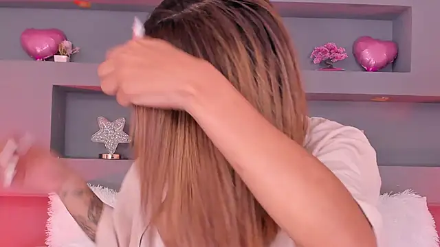 rosemonrooe online show from 15, 10, 2025