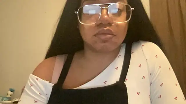 Snapshot of MommyConfident chatting on 16, 1, 2026 MommyConfident online show from 16, 1, 2026