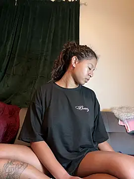 VanessaBling online show from 20, 2, 2025