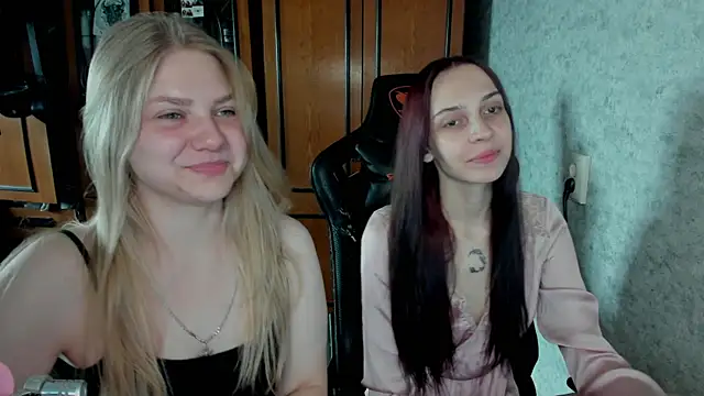 Snapshot of Rachel_Sharp chatting on 29, 9, 2025 Rachel Sharp online show from 29, 9, 2025