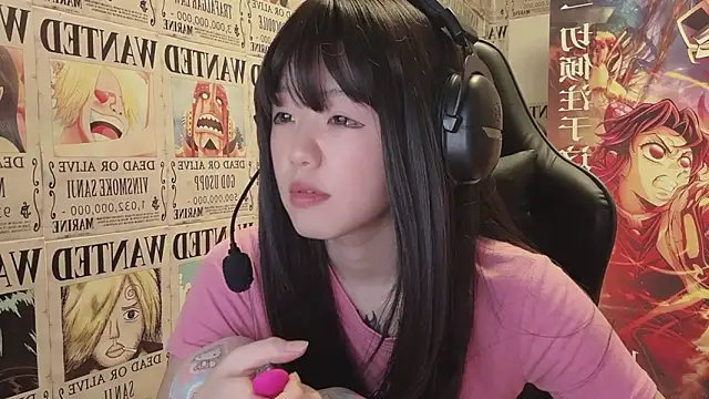 Snapshot of SNAKEgirlQAQ chatting on 31, 5, 2026 SNAKEgirlQAQ online show from 31, 5, 2026