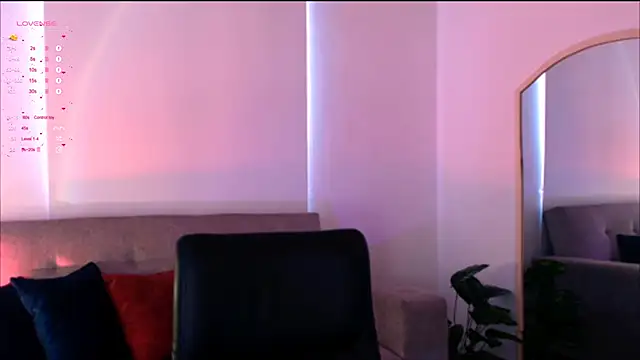 Snapshot of Valengarcia_ chatting on 17, 2, 2025 Valengarcia online show from 17, 2, 2025
