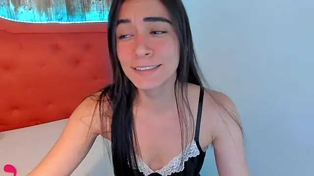 Emma Sophia2 online show from 25, 2, 2025