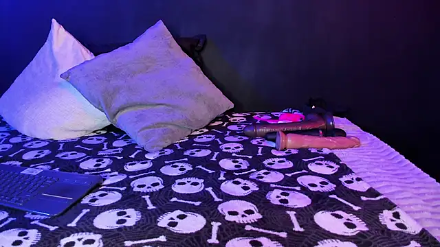 Snapshot of gasaiusagi_golden chatting on 8, 9, 2025 gasaiusagi golden online show from 8, 9, 2025