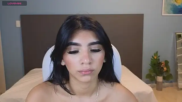 Snapshot of maiaa_ruiz chatting on 14, 1, 2025 maiaa ruiz online show from 14, 1, 2025