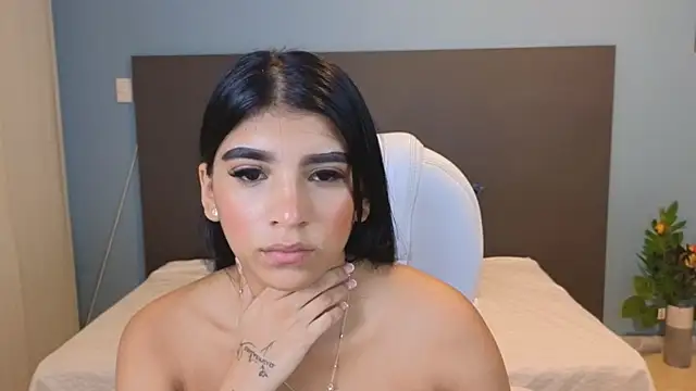 Snapshot of maiaa_ruiz chatting on 10, 1, 2025 maiaa ruiz online show from 10, 1, 2025