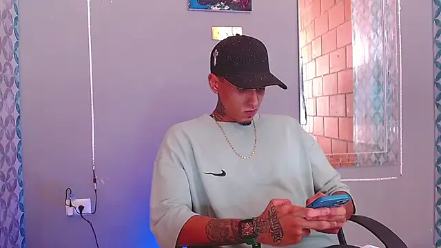 Snapshot of Liam_lee chatting on 23, 6, 2026 Liam lee online show from 23, 6, 2026
