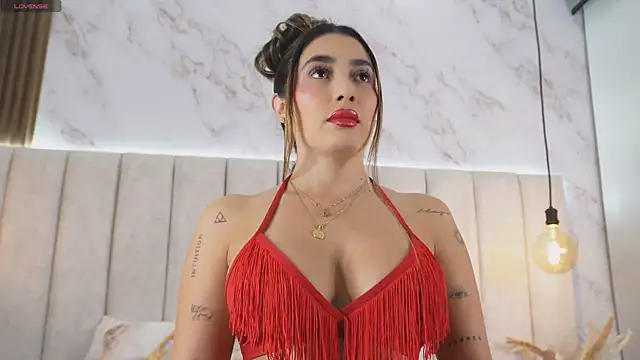 Snapshot of Annyy_Rosse chatting on 14, 11, 2025 Annyy Rosse online show from 14, 11, 2025